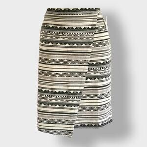 DRESS Barn Bohemian Tribal Stretch Skirt Size S